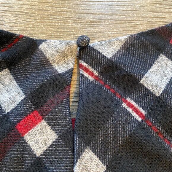 NWT. Petite XL. Stretch dress/ lined. Plaid pattern. - Picture 8 of 9